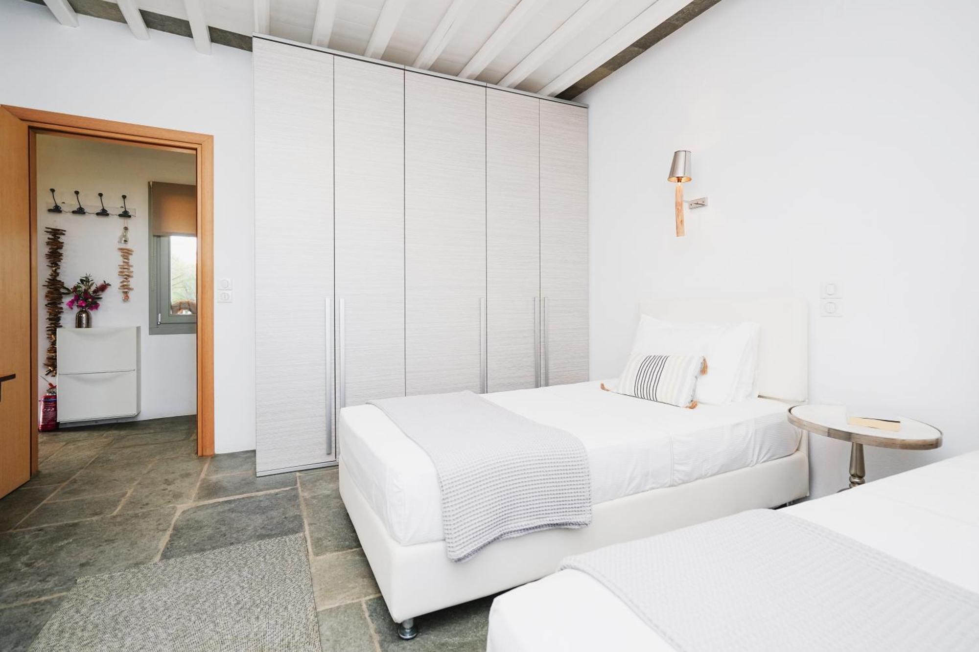 Arades Sifnos With Private Pool Villa