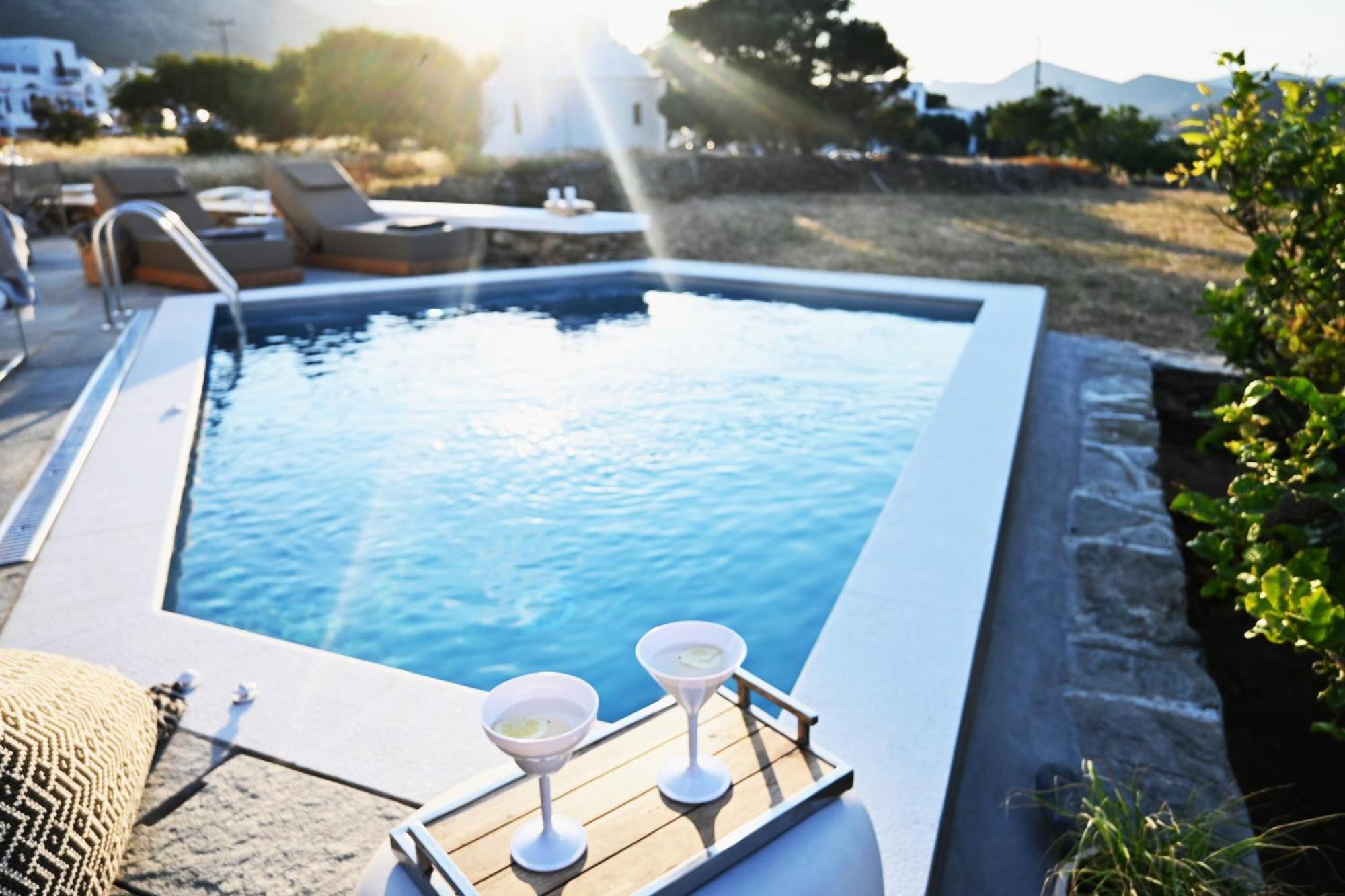 Arades Sifnos With Private Pool Apollonía